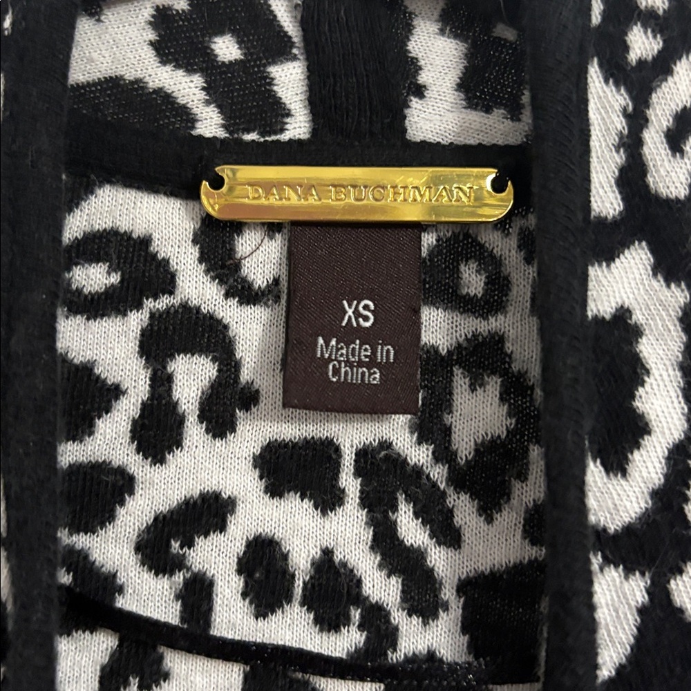 Dana Buchman Monochrome Leopard Print Cardigan - Picture 2 of 5